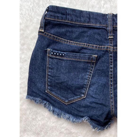 Blank NYC Little Queenie Denim Frayed Cut Off Shorts, Size 26 - Picture 13 of 14